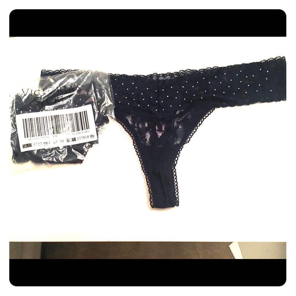 Navy Victoria’s Secret Lacie Thong, new with tags